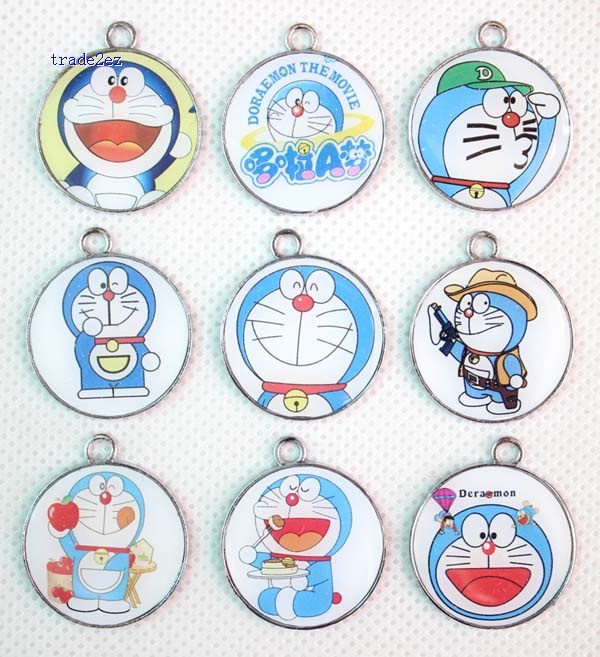 Doraemon round pendant