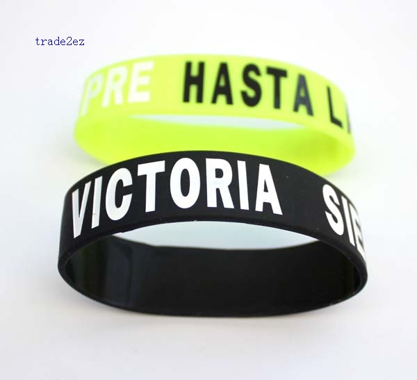 Hasta la Victoria Siempre silicone bracelet