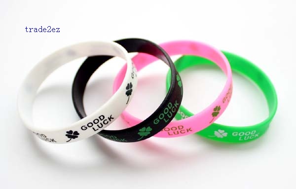 Lucky clover silicone bracelet